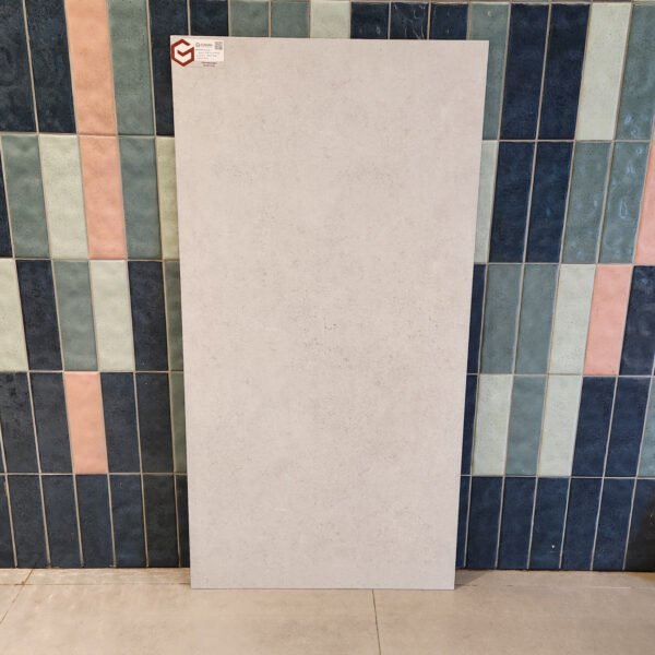TOWN WHITE 61 X 120